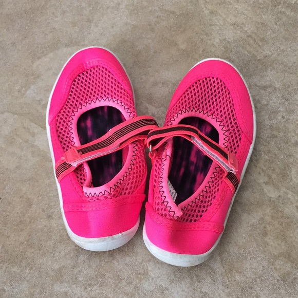 Shoes Girls Pink Water Shoes L91 Poshmark